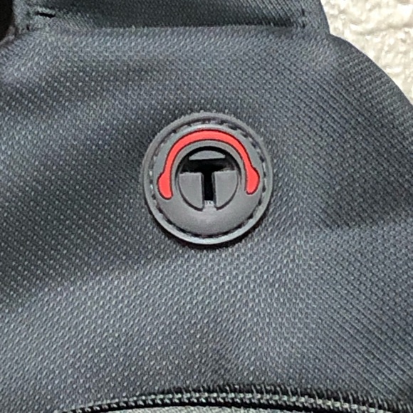 WESTEND Sleek Black Belt Bag with Red Accent.Nylon Unisex Crossbody Sling Bag. - Picture 7 of 9